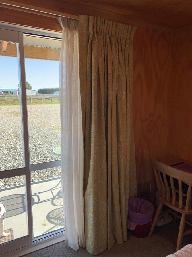 The Log Cottage Rangiora Exterior photo