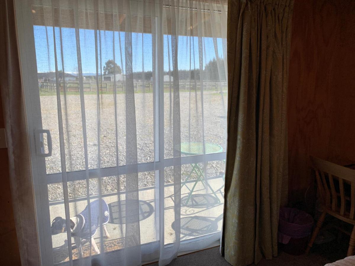 The Log Cottage Rangiora Exterior photo